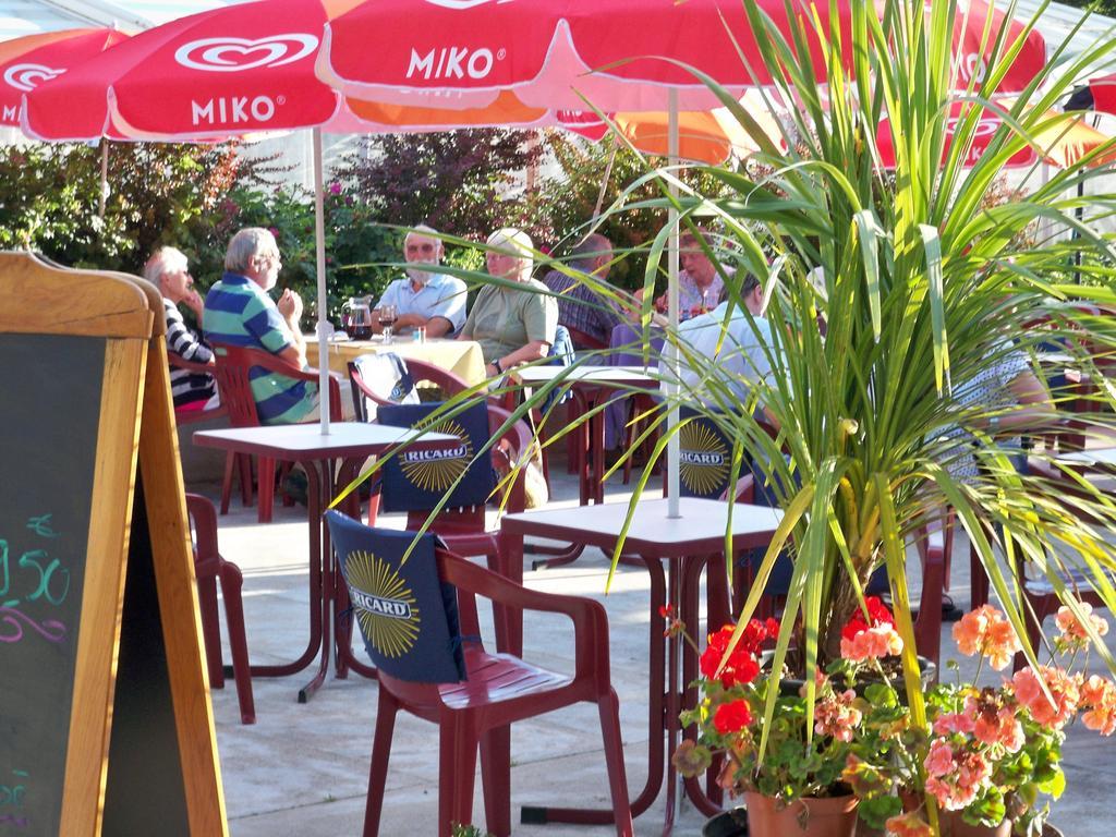 La Grande Tortue Hotel Candé-sur-Beuvron Zewnętrze zdjęcie